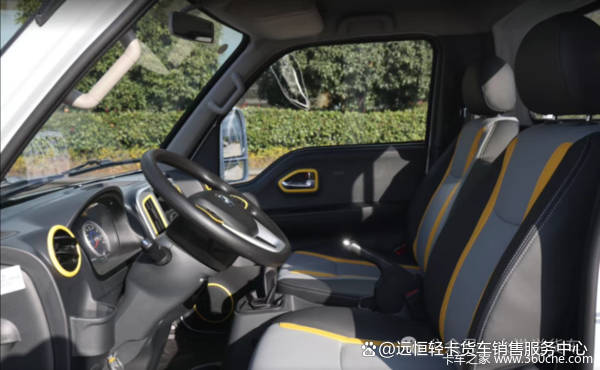 东风小卡货车途逸T5:城市物流的智能新选择(图3) 东风小卡货车途逸T5:城市物流的智能新选择(图3)